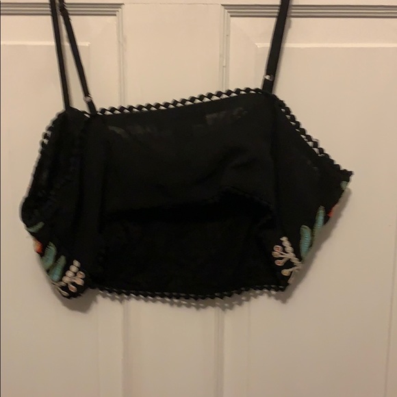 Forever 21 embroidered bandeau top - Picture 2 of 4